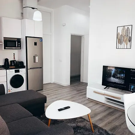 Aparthotel Center