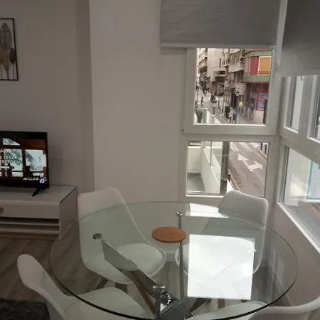 Center 公寓式酒店 阿利坎特