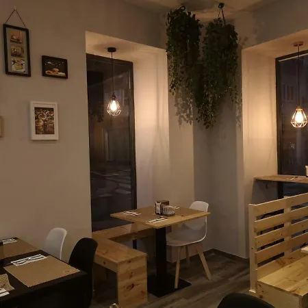Center 公寓式酒店